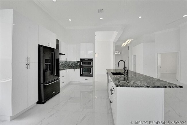 Photo - 7867 Monarch Ct