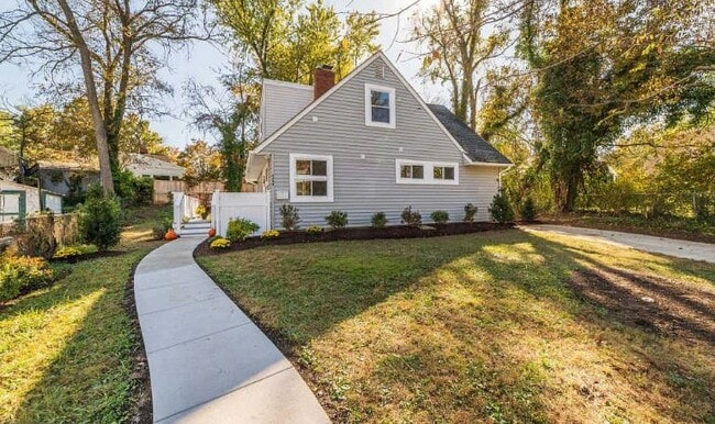 Photo - 5734 Crawford Dr