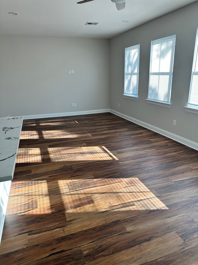 Photo - 8704 Pritchard Pl