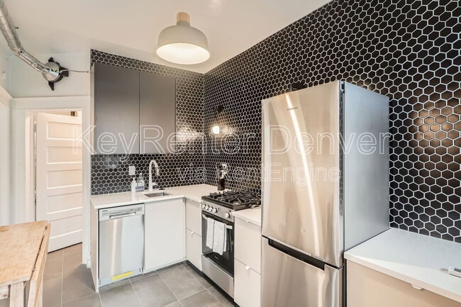 Photo - 227 S Logan St Unit 1