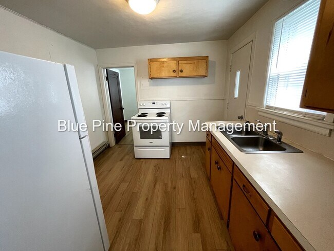 157 E Elva St Unit 2
