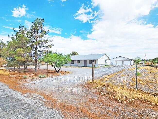 Building Photo - 1420 W Horn Rd Unit #2 Rental