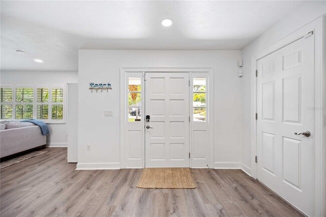 Photo - 1865 Orchid St