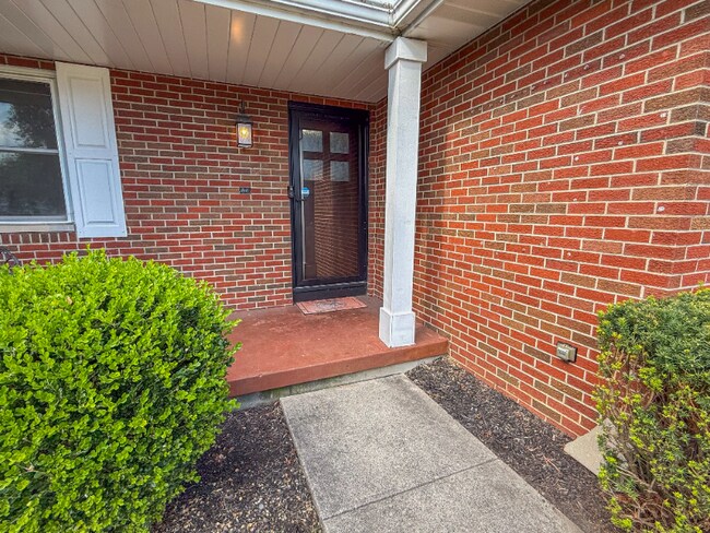 Photo - 3084 Sawyer Dr