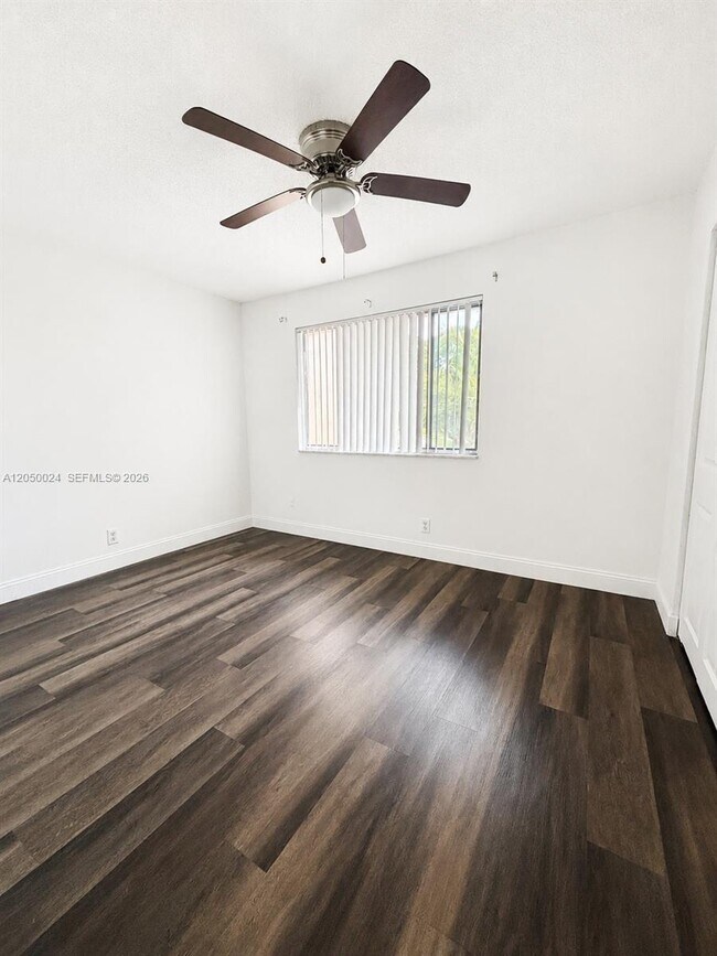 Photo - 139 Sparrow Dr