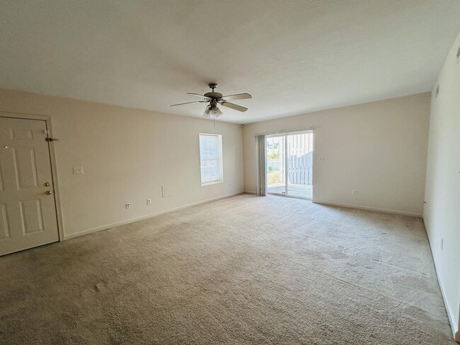 Photo - 17 Rosewood Ct