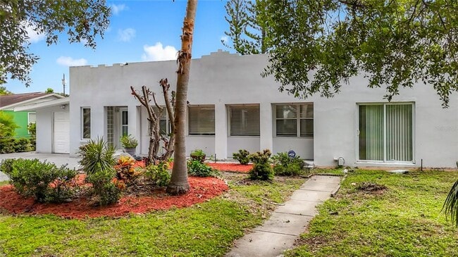Building Photo - 6709 Orchard Dr N Rental