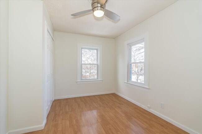 Photo - 14 Walnut St Unidad 2