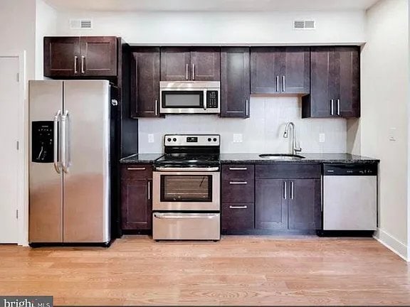 Photo - 328 N 40th St Unidad 2
