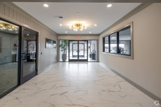 Lobby - Jefferson Place Apartments