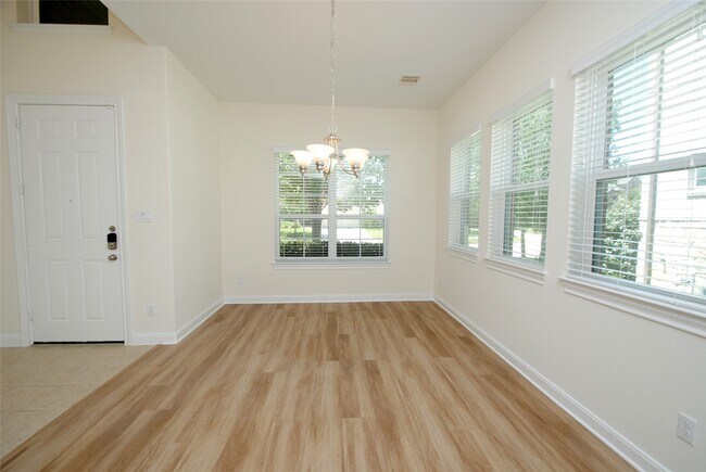 Photo - 26806 Skylark Blf Trl