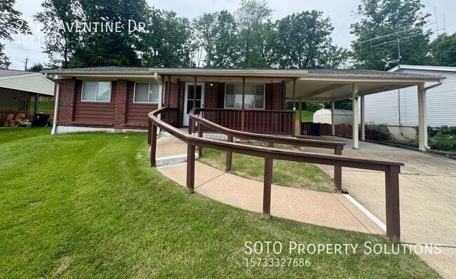 Photo - 2212 Aventine Dr House