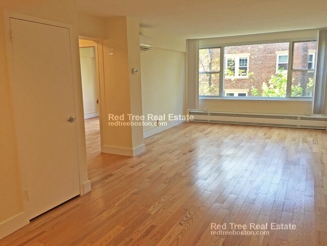 Building Photo - 1440 Beacon St Rental