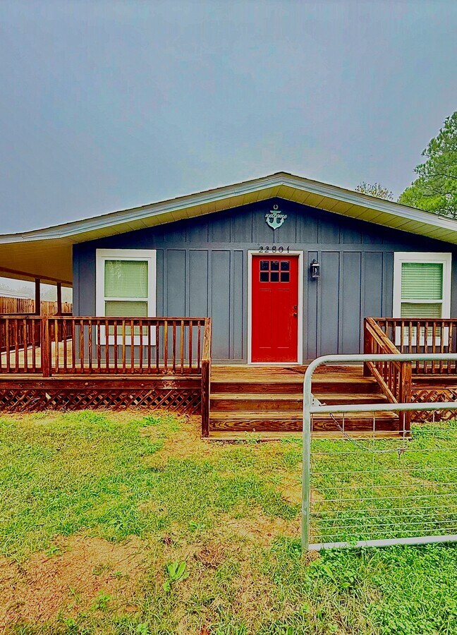 Photo - 22801 Lanier Rd