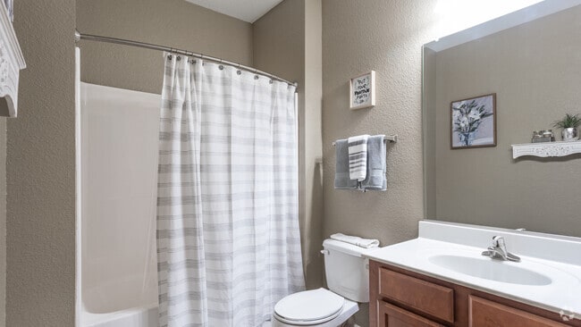 2BR,2BA,-1064SF, The Conquest