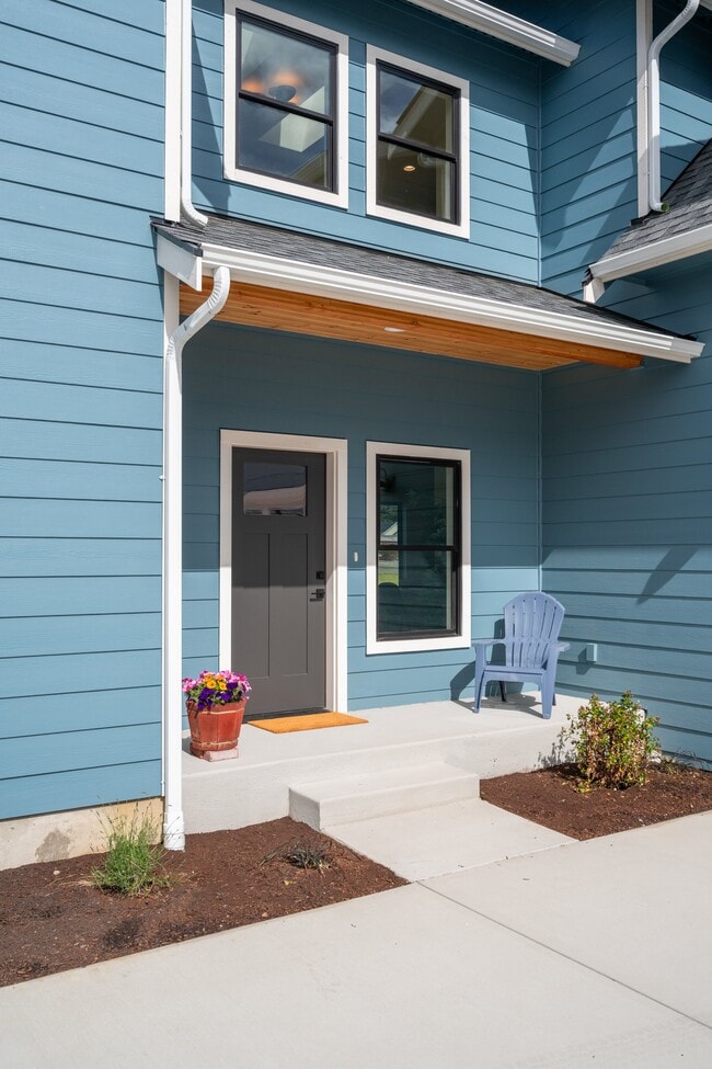 Photo - 2914 K Ave