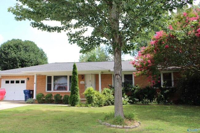 Photo - 1302 Philpot Ave NE