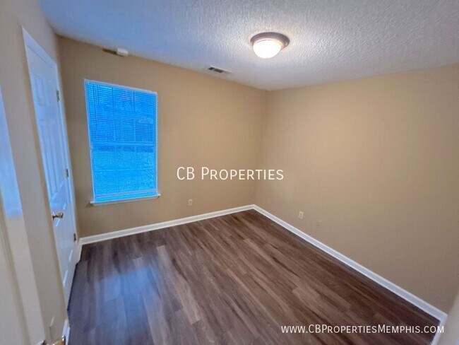 Photo - 4294 Bishop Hills Dr