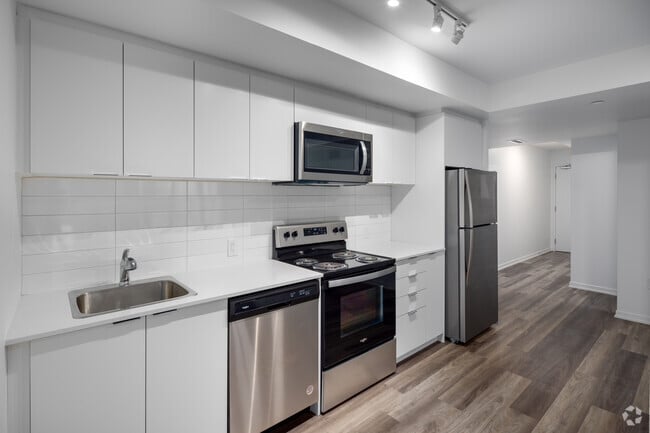 2 BR, 1 BA - 828 SF - LNX Residences