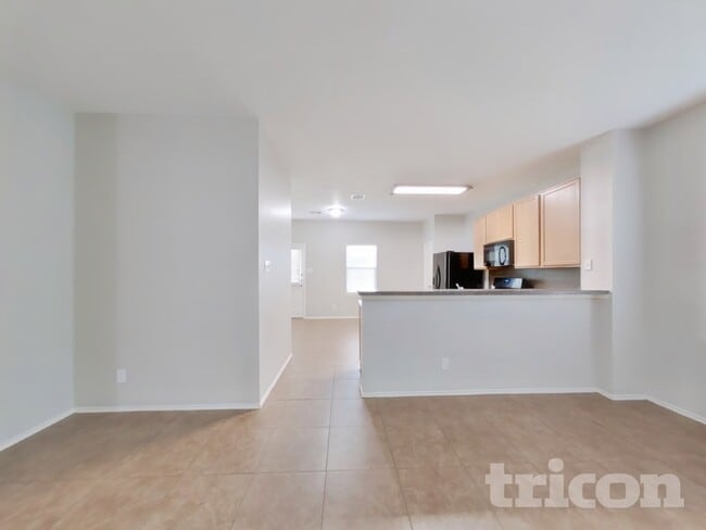 Photo - 130 Sacajewa Dr