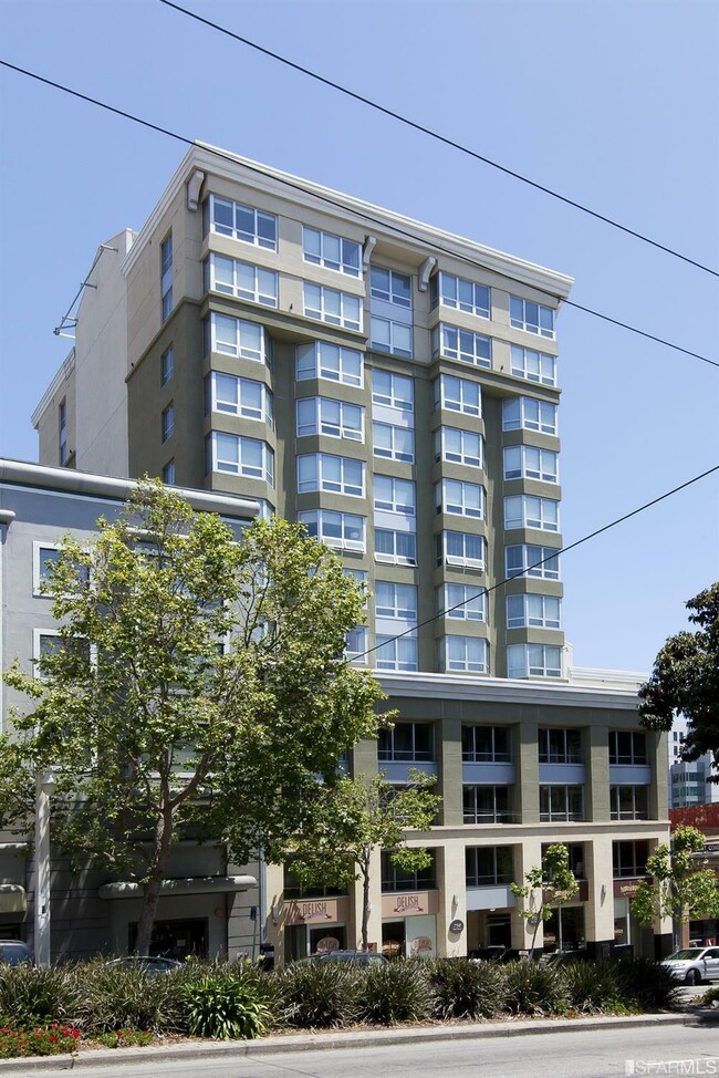 Photo - 750 Van Ness Ave Condominio Unidad 402