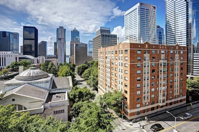 Building Photo - The Exeter