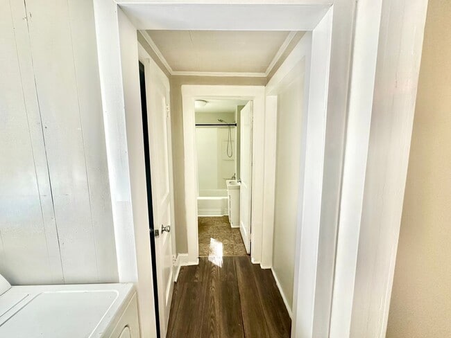 Photo - 121 Henry St