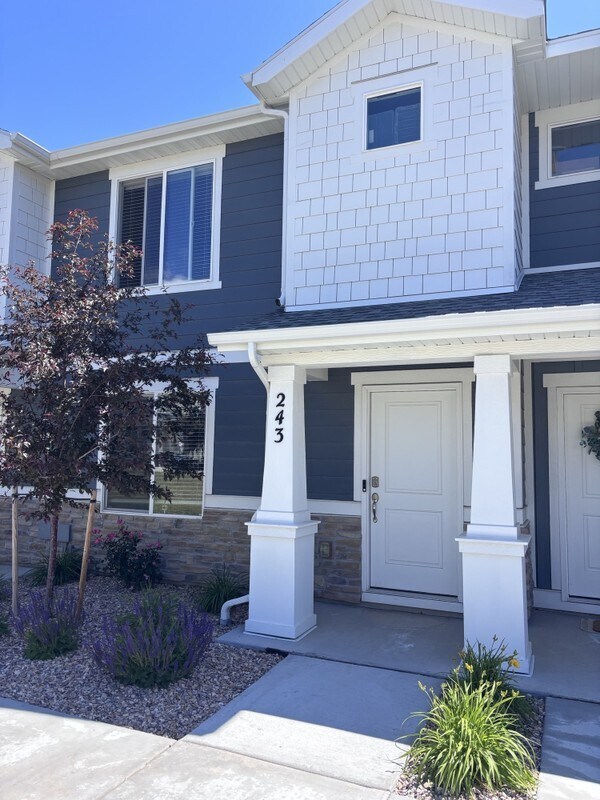 Photo - 243 Portside Ln