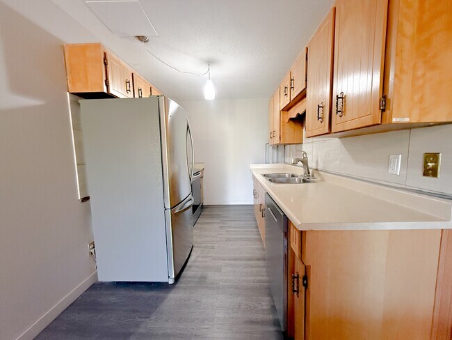 Photo - 2217 Hillside Ave