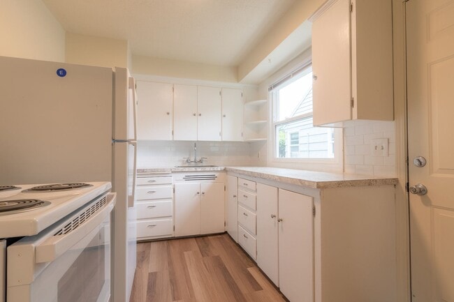 Photo - 5412-5420-5420 NE 9th Ave Unit 5412