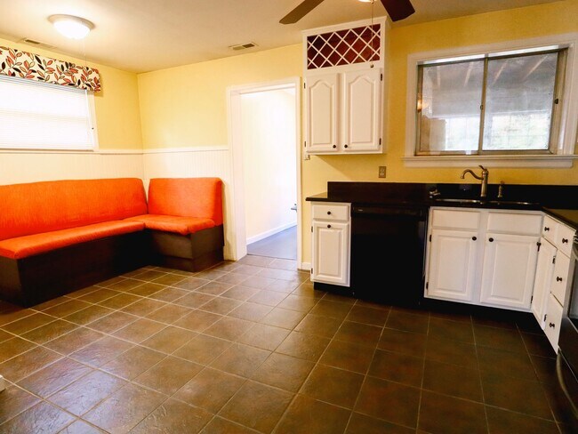 Photo - Move-In Ready 3 Bed/1 Bath Rancher | Spaci...