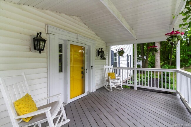 Photo - 4 Plum Tree Ct