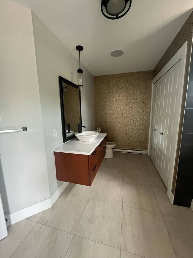 Photo - 162 Wesley St