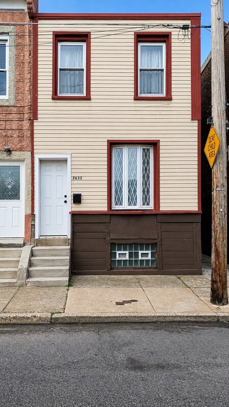 2633 N Franklin St
