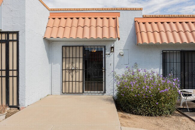 Photo - 6822 N 35th Ave