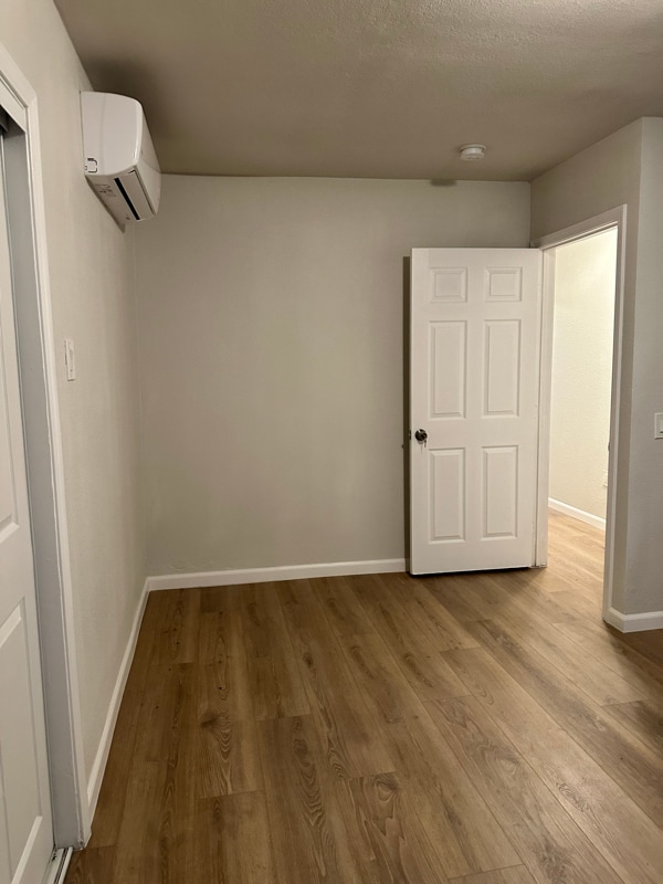 Building Photo - 8861 Live Oak Ave Rental