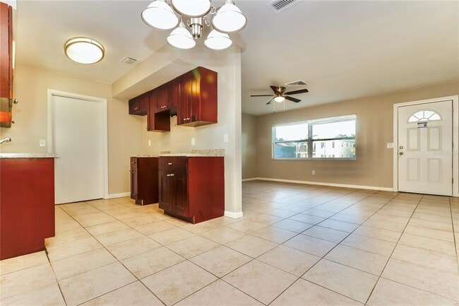 Photo - 1429 Spring Ln