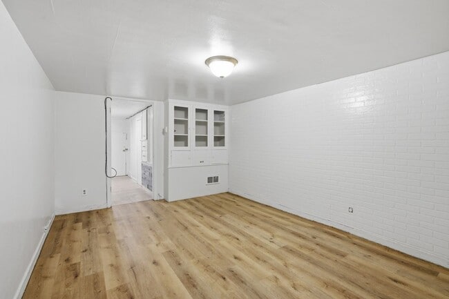 Photo - Peaceful Studio Apartment Near the Utah Capitol & Downtown Salt Lake City Unit 5