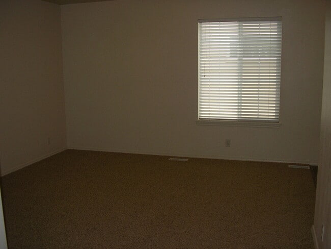 Photo - Beautiful Townhome duplex