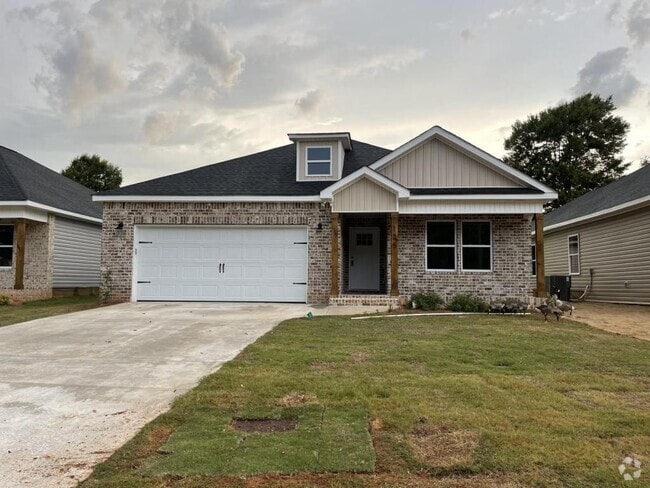 Building Photo - 135 Sky Dr Rental