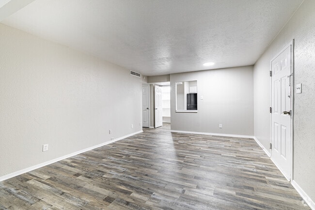 B1 - 2BR, 1.5BA - 875SF - Living Room