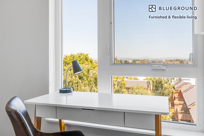 Photo - 815 Old County Rd Unidad FL4-ID1919