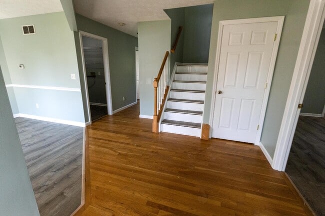 Photo - 8246 Maineville Rd