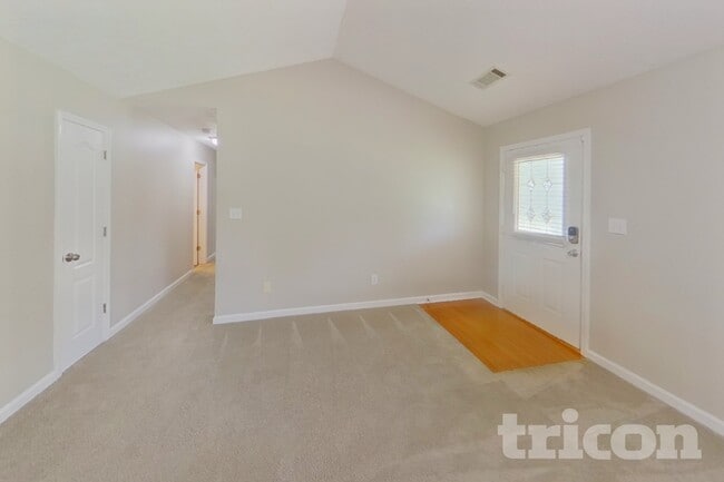 Photo - 103 New Farm Dr