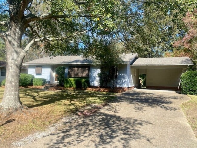 Photo - 1510 Wilhurst St