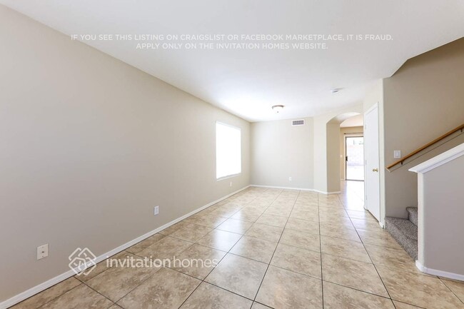Photo - 12937 W Holly St
