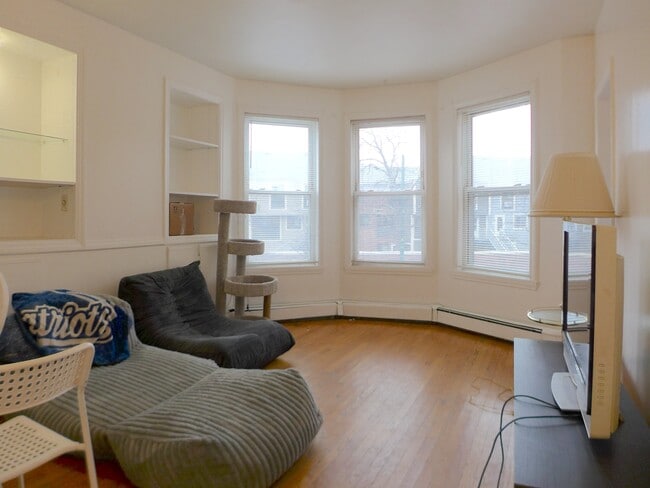 Building Photo - 860 Huntington Ave