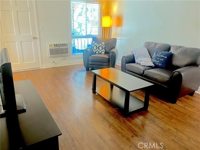 Photo - 660 S Glassell St Unit 24