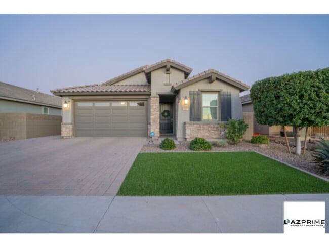 Photo - Presenting An Exquisitely Crafted 3/2.5 Goodyear Jewel Where Modern Sophistication Meets Serene Comf