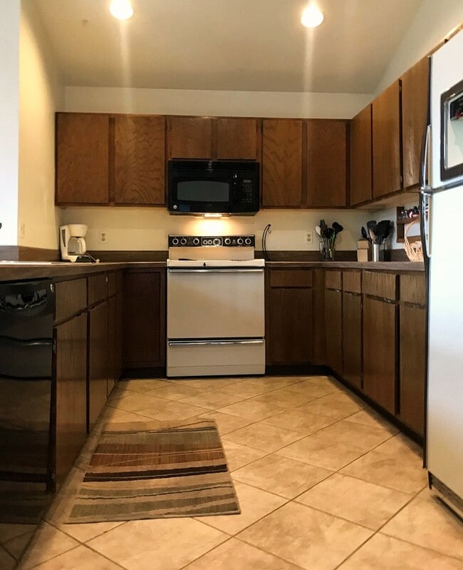 Photo - Furnished - 2BR Condo with Roaring Fork River Views!